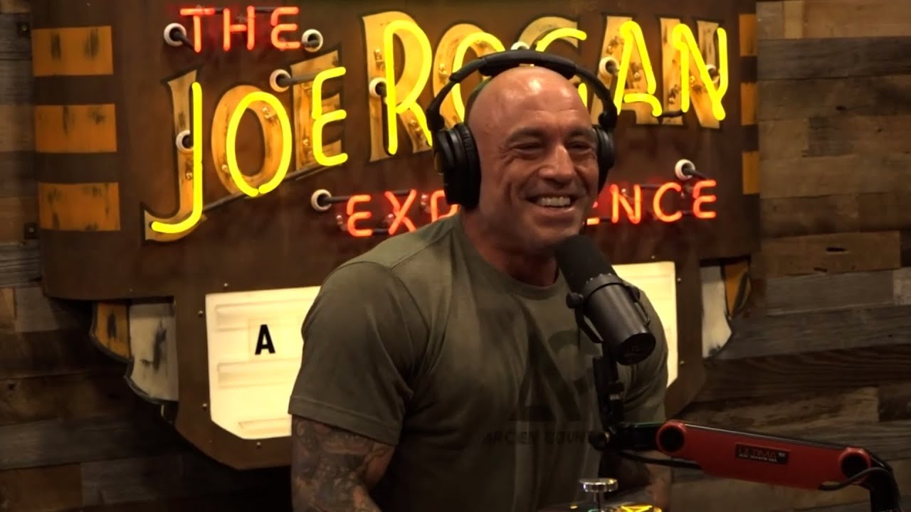 Video laden: Joe Rogan and his love for Iron Neck